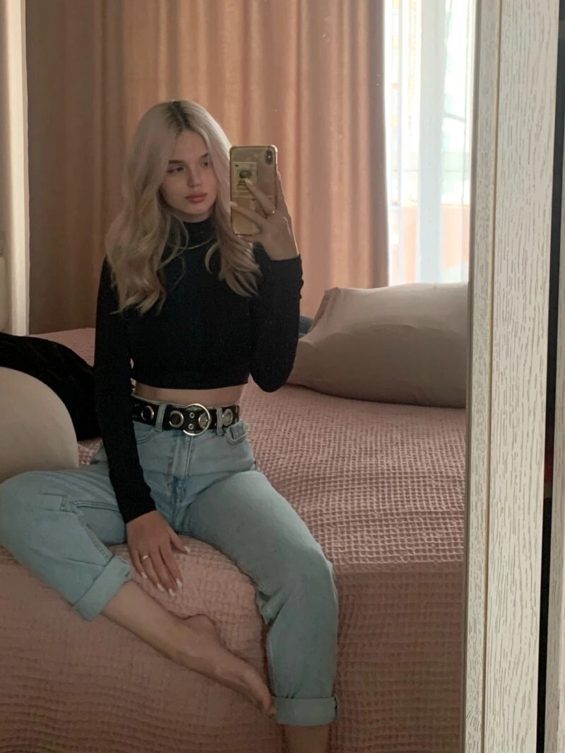 Путана Санкт-Петербурга Алла +7(981)193-28-94